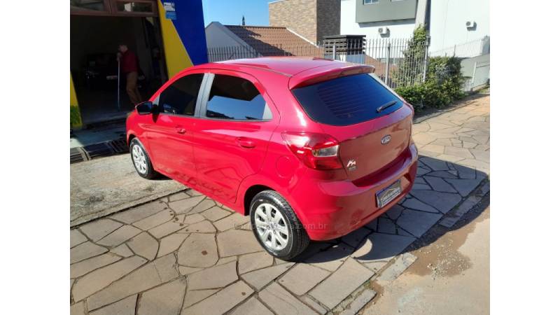 FORD - KA - 2014/2015 - Vermelha - R$ 39.900,00