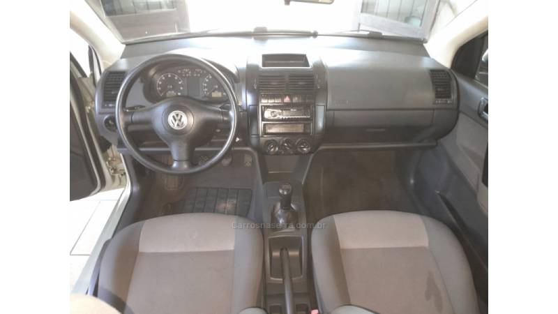 VOLKSWAGEN - POLO - 2007/2008 - Verde - R$ 37.000,00
