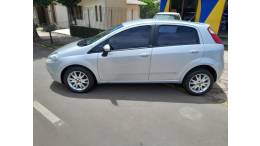 FIAT - PUNTO - 2010/2011 - Prata - R$ 35.000,00