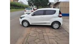 FIAT - MOBI - 2016/2017 - Branca - R$ 42.900,00