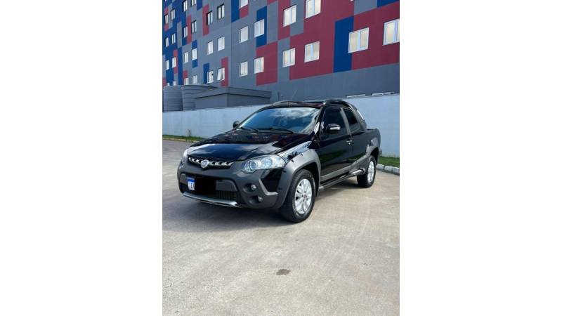 FIAT - STRADA - 2013/2013 - Preta - R$ 56.900,00