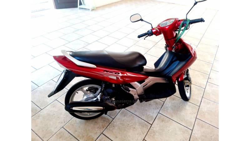 YAMAHA - NEO AT 115 - 2011/2012 - Vermelha - R$ 8.500,00