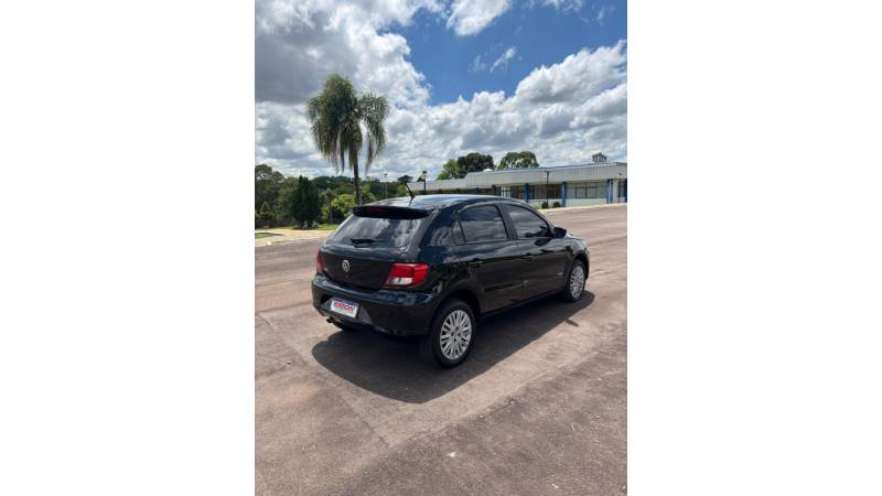 VOLKSWAGEN - GOL - 2011/2012 - Preta - R$ 30.900,00