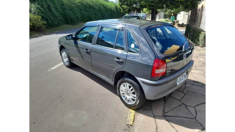 VOLKSWAGEN - GOL - 2004/2004 - Cinza - R$ 15.500,00
