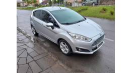 FORD - FIESTA - 2014/2015 - Prata - R$ 46.900,00