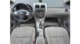 TOYOTA - COROLLA - 2013/2014 - Branca - R$ 74.900,00