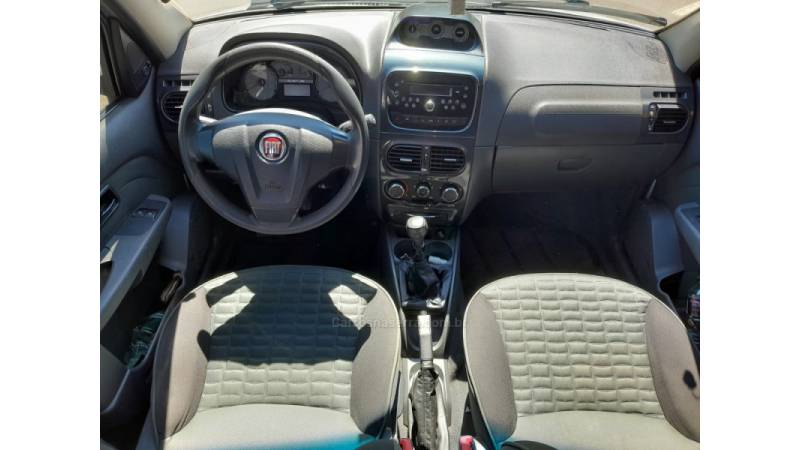 FIAT - PALIO - 2013/2014 - Prata - R$ 47.900,00