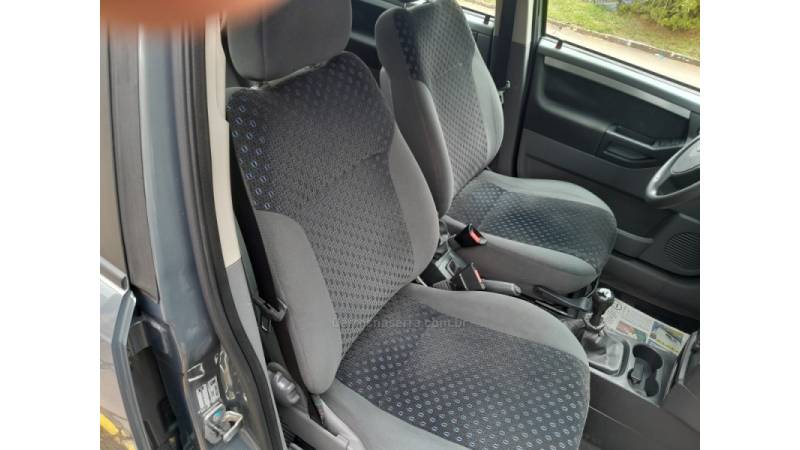 CHEVROLET - MERIVA - 2012/2012 - Verde - R$ 42.900,00