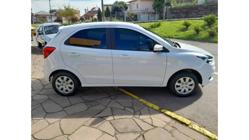 FORD - KA - 2017/2017 - Branca - R$ 42.800,00