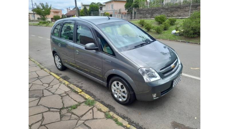 CHEVROLET - MERIVA - 2012/2012 - Verde - R$ 42.900,00