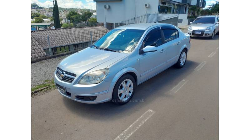 CHEVROLET - VECTRA - 2006/2007 - Prata - R$ 36.500,00