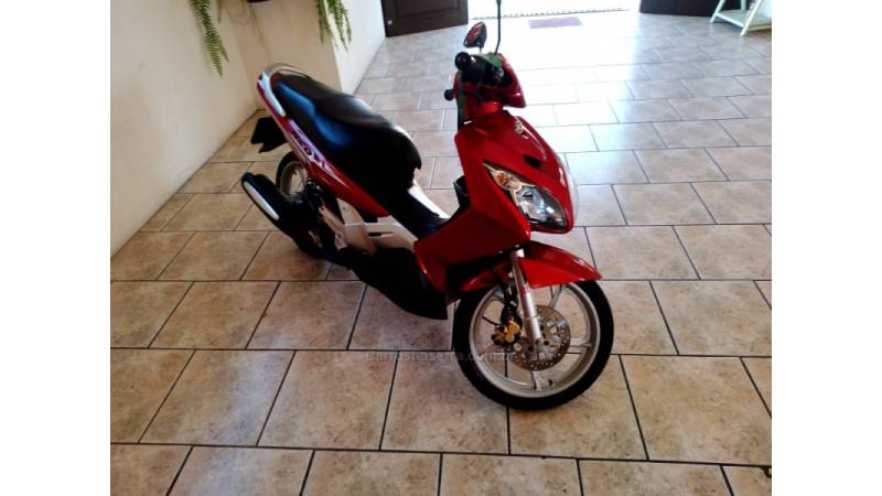 YAMAHA - NEO AT 115 - 2011/2012 - Vermelha - R$ 8.500,00