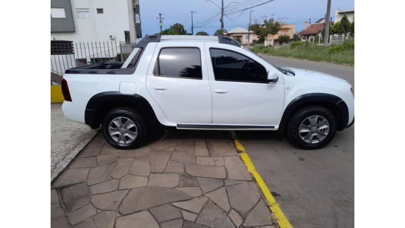 RENAULT - DUSTER OROCH - 2019/2020 - Branca - R$ 80.900,00