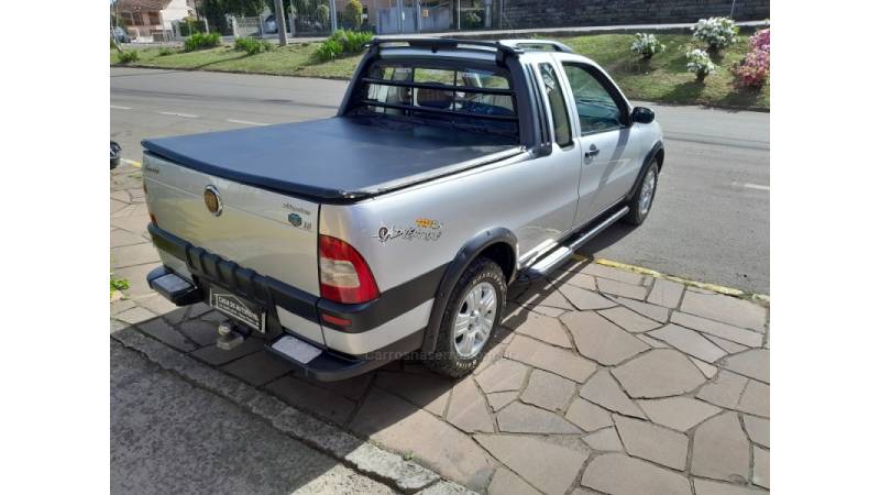FIAT - STRADA - 2007/2007 - Prata - R$ 27.900,00