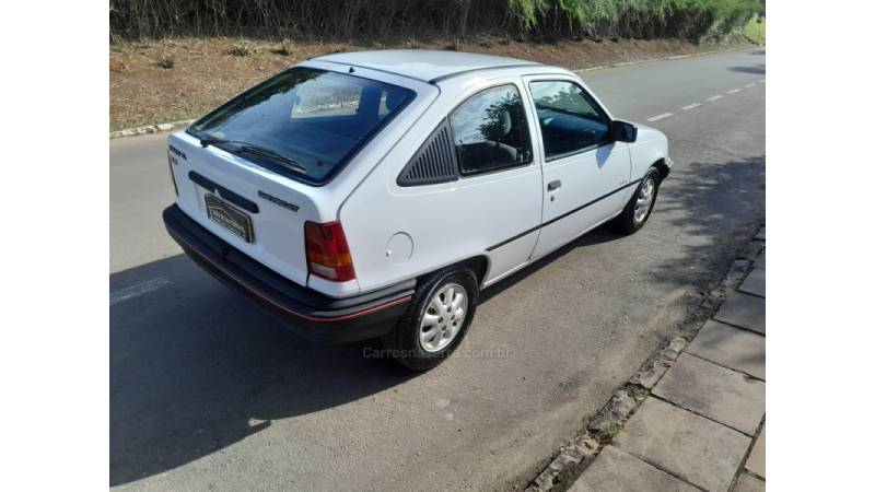 CHEVROLET - KADETT - 1995/1995 - Branca - R$ 14.500,00