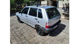 FIAT - UNO - 2005/2005 - Prata - R$ 17.000,00