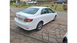 TOYOTA - COROLLA - 2013/2014 - Branca - R$ 74.900,00