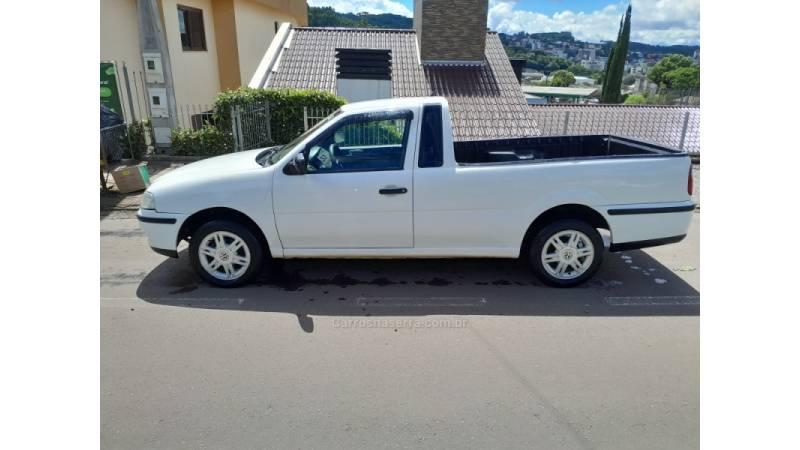 VOLKSWAGEN - SAVEIRO - 2005/2005 - Branca - R$ 23.000,00