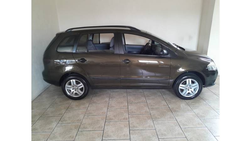 VOLKSWAGEN - SPACEFOX - 2006/2007 - Verde - R$ 27.500,00