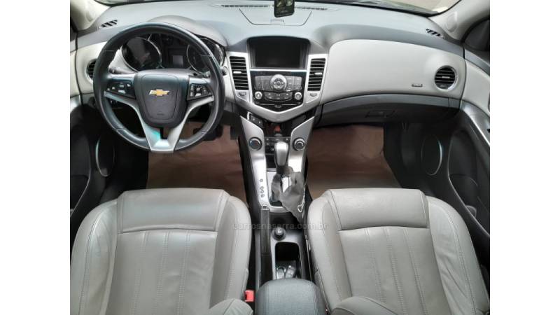 CHEVROLET - CRUZE - 2013/2014 - Verde - R$ 66.900,00